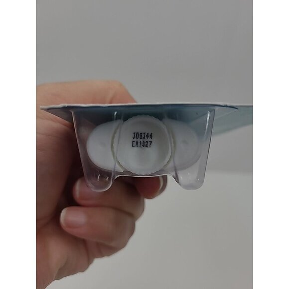 Blue Lizard Australian Mineral Sunscreen Stick 50 Sensitive - Picture 2 of 4